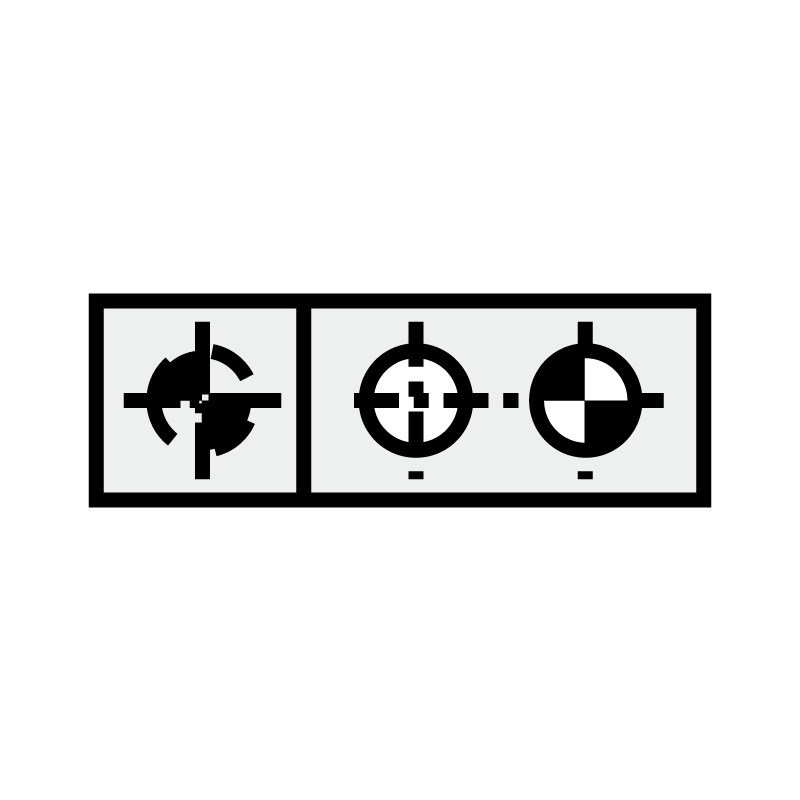 ノック穴２つ・通し穴１つ