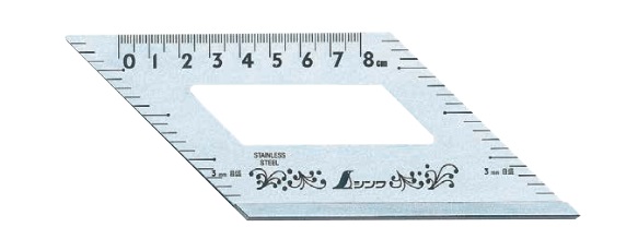 45度をケガく。45度を切って留に加工。