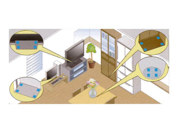 プロセブン耐震マットは固体と液体の性質（GEL）を持ち、強力な粘着性で家具やテレビなど身の回りのものに敷くだけで簡単に固定ができ、地震対策に有効。美術工芸品やAV機器など大切な財産に。