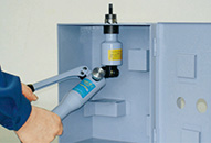 手動油圧パンチャー（自在タイプ） 使用例